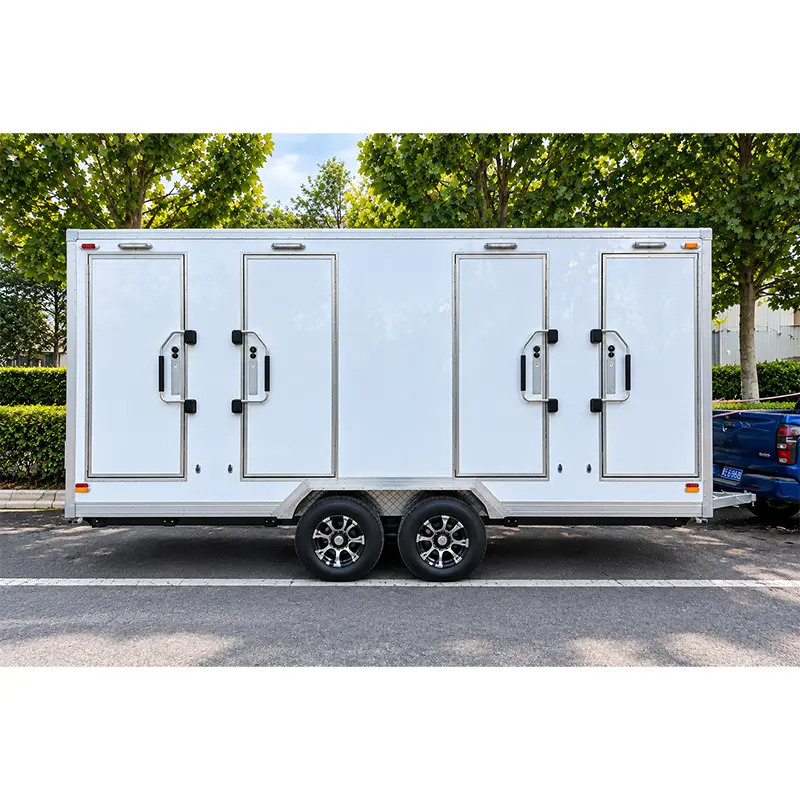 Trailer ອາບນ້ໍາມືຖືຫຼາຍ Cubicle